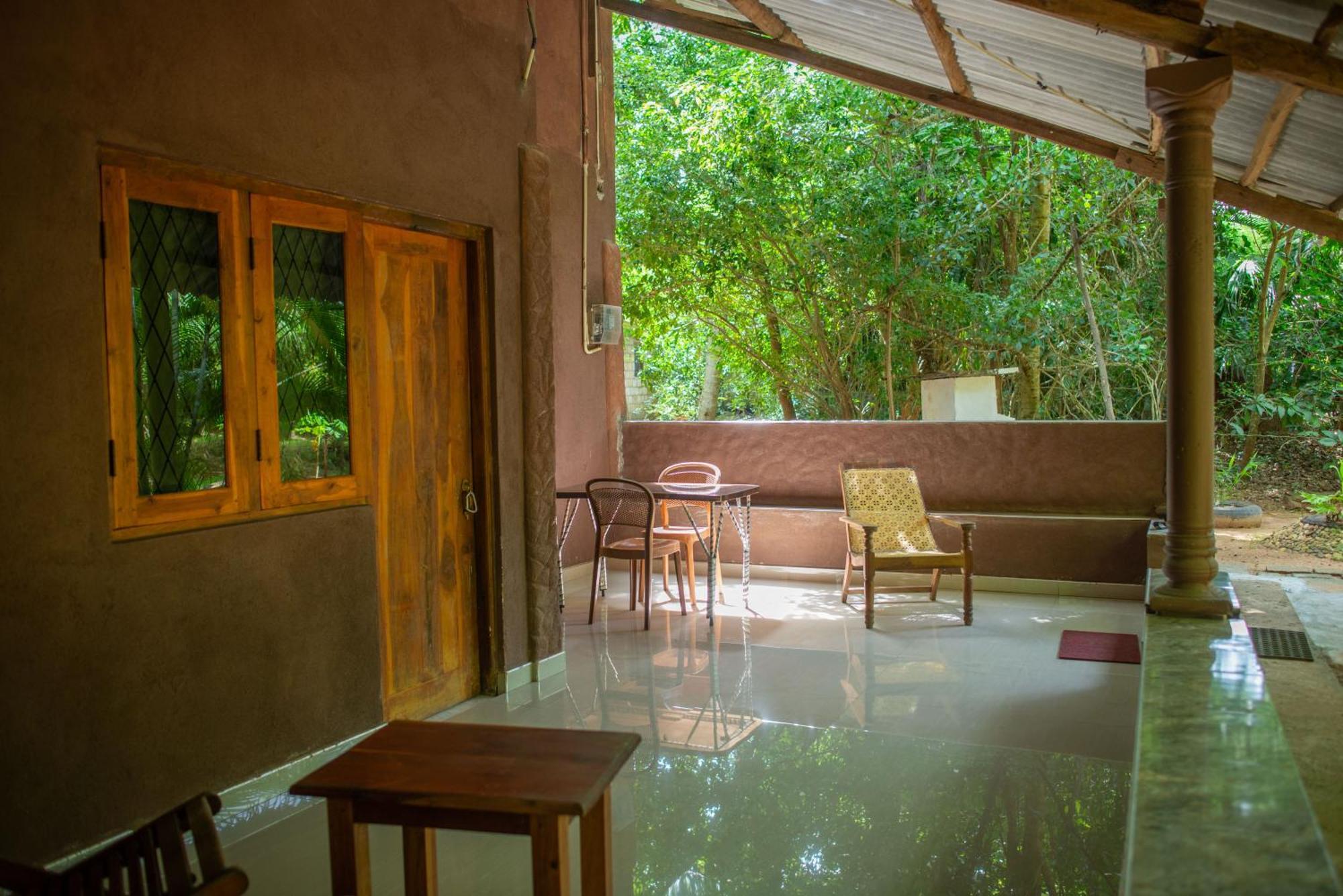 Silent Bungalow Udawalawe Esterno foto